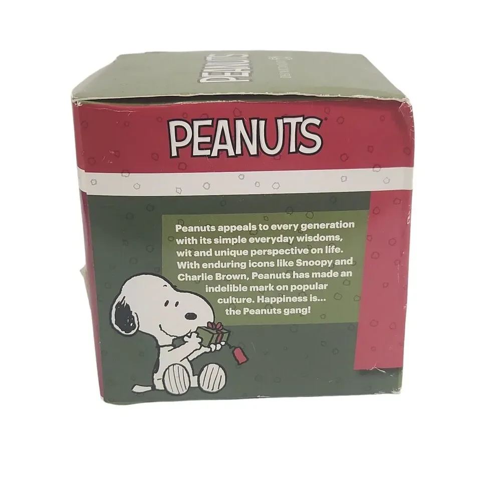 DEPT 56 PEANUTS THE PERFECT TREE CHARLIE BROWN SNOOPY FIGURINE CHRISTMAS Village